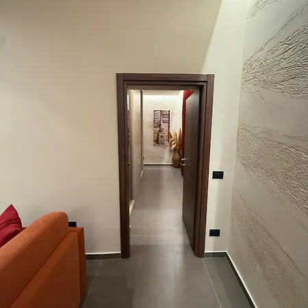 La Casa Di Bruno Napels